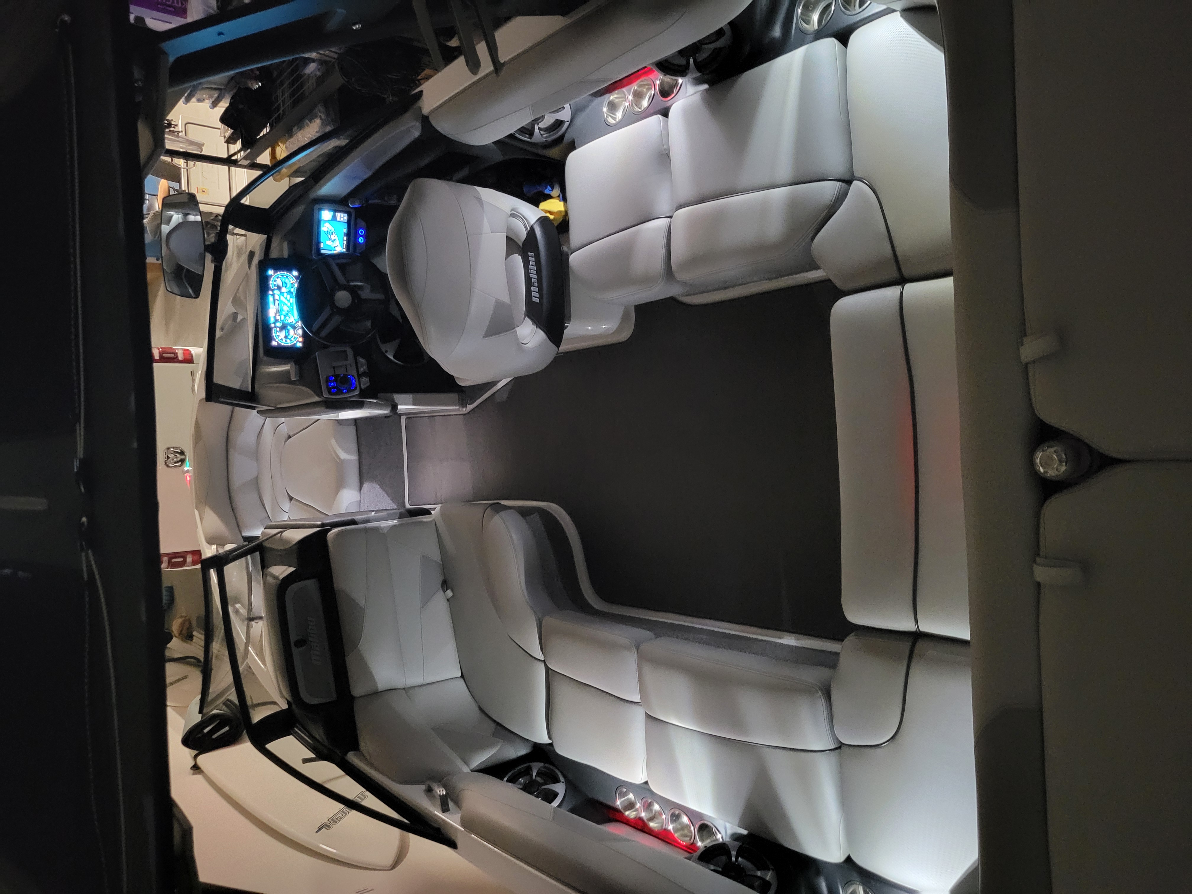  2017 Malibu Wakesetter 22 VLX Icon